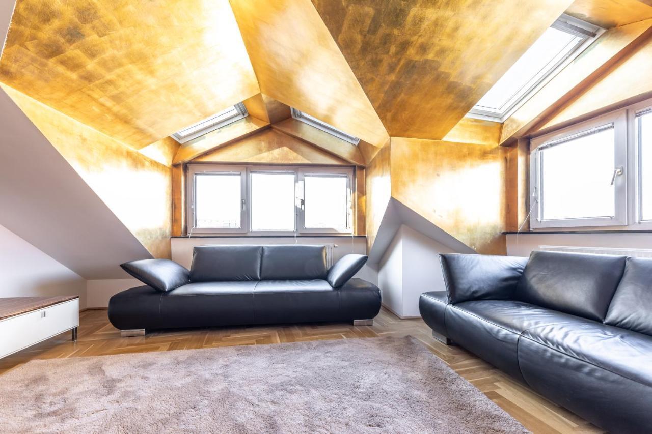 Easy Penthouse